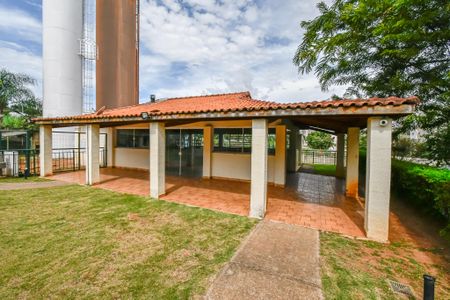 Apartamento para alugar com 45m², 2 quartos e 1 vaga Apartamento para alugar com 45m², 2 quartos e 1 vagaÁrea comum - Salão de festas
