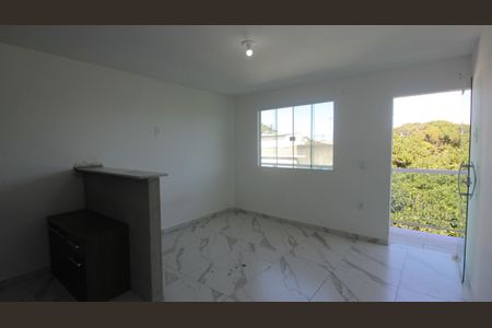 Apartamento para alugar com 1 quarto, 40m² em Jardim Esperança, Cabo Frio