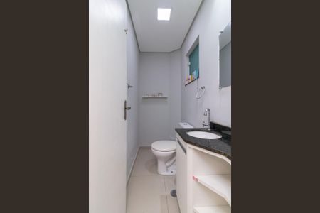 Casa à venda com 115m², 3 quartos e 2 vagas Casa à venda com 115m², 3 quartos e 2 vagasLavabo