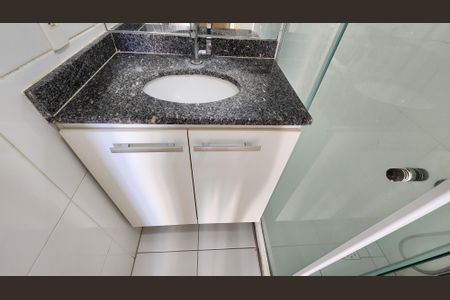 Apartamento para alugar com 55m², 2 quartos e 1 vagaBanheiro 