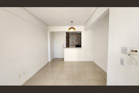 Sala  de apartamento para alugar com 2 quartos, 55m² em Luiz Anselmo, Salvador