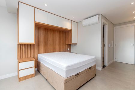 Studio de kitnet/studio para alugar com 1 quarto, 24m² em Vila Cordeiro, São Paulo