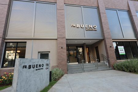 Studio para alugar com 56m², 1 quarto e 1 vagaFachada e portaria