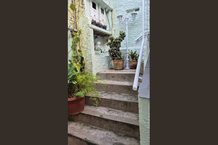 Casa para alugar com 70m², 2 quartos e sem vagaÁrea externa