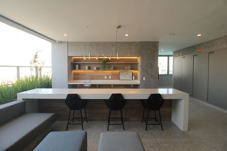 Apartamento para alugar com 40m², 2 quartos e sem vagaÁrea comum - Churrasqueira