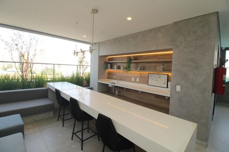 Apartamento para alugar com 40m², 2 quartos e sem vagaÁrea comum - Churrasqueira