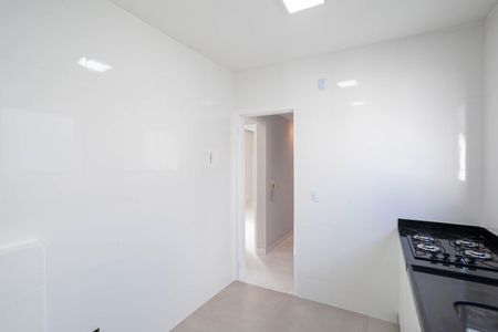 Apartamento para alugar com 50m², 2 quartos e 1 vaga Apartamento para alugar com 50m², 2 quartos e 1 vagaCozinha e Área de Serviço