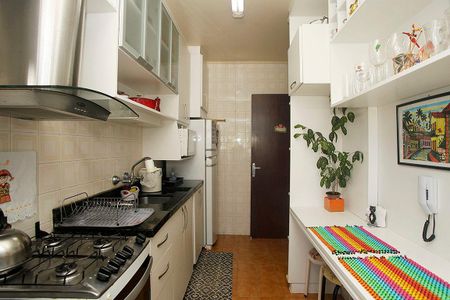 Apartamento à venda com 139m², 2 quartos e 1 vagaCozinha + Área de Serviço