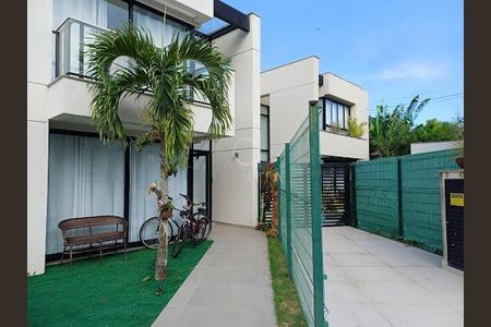Casa à venda com 180m², 3 quartos e 1 vaga