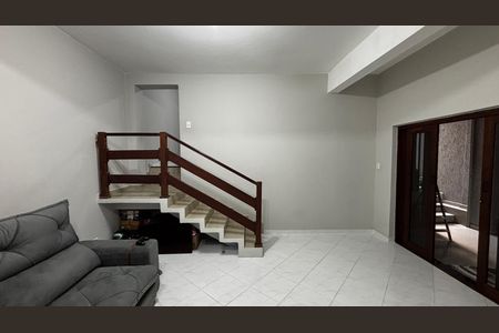 Sala de casa à venda com 3 quartos, 320m² em Parque Oratório, Santo André