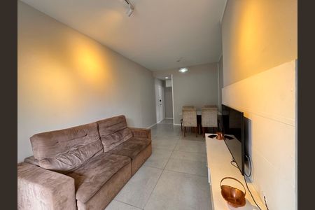 Sala de apartamento para alugar com 3 quartos, 80m² em Barra da Tijuca, Rio de Janeiro