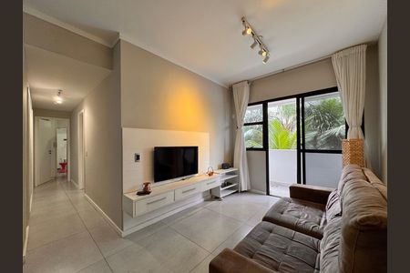 Apartamento para alugar com 80m², 3 quartos e 2 vagasSala