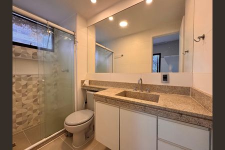 Apartamento para alugar com 80m², 3 quartos e 2 vagasSuíte 1 - Banheiro