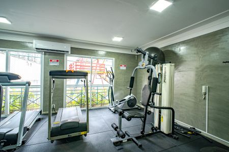 Apartamento à venda com 150m², 3 quartos e 2 vagas Apartamento à venda com 150m², 3 quartos e 2 vagasÁrea comum - Academia