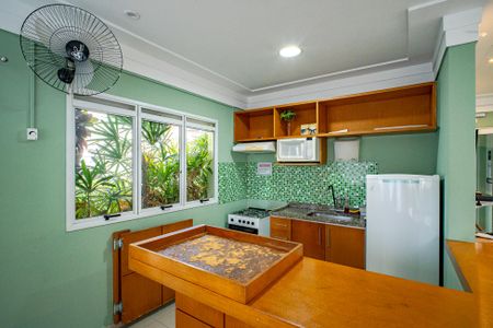 Apartamento à venda com 150m², 3 quartos e 2 vagas Apartamento à venda com 150m², 3 quartos e 2 vagasÁrea comum - Salão de festas