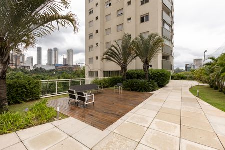 Apartamento à venda com 250m², 3 quartos e 4 vagasÁrea comum 