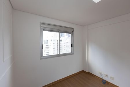 Apartamento à venda com 250m², 3 quartos e 4 vagasQuarto 2