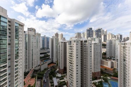 Apartamento à venda com 250m², 3 quartos e 4 vagasVista do Quarto 1