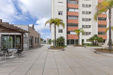 Apartamento à venda com 250m², 3 quartos e 4 vagasÁrea comum - Churrasqueira
