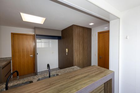 Apartamento à venda com 250m², 3 quartos e 4 vagasCozinha