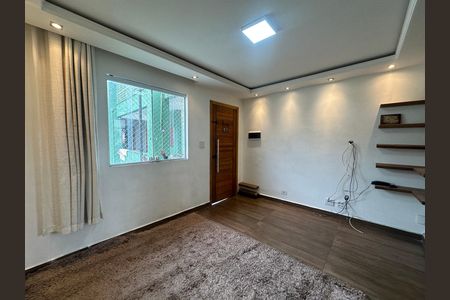 Apartamento para alugar com 50m², 2 quartos e 1 vaga Apartamento para alugar com 50m², 2 quartos e 1 vagaSala