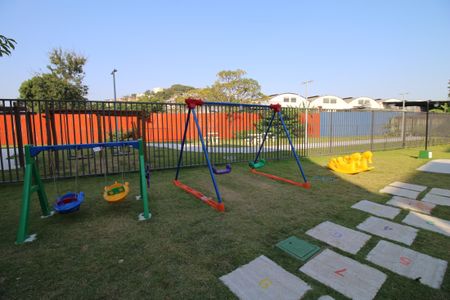 Apartamento para alugar com 41m², 2 quartos e sem vagaÁrea comum - Playground