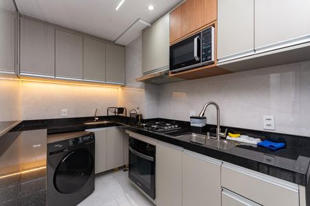 Apartamento à venda com 32m², 2 quartos e sem vaga Apartamento à venda com 32m², 2 quartos e sem vagaCozinha Americana