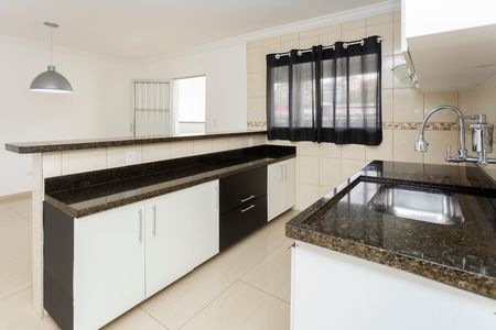 Casa à venda com 345m², 5 quartos e 2 vagasCozinha