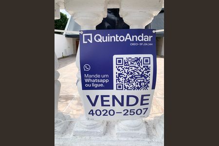 Casa à venda com 345m², 5 quartos e 2 vagas Casa à venda com 345m², 5 quartos e 2 vagasPlaca QuintoAndar