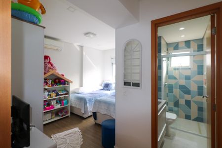 Apartamento à venda com 122m², 3 quartos e 2 vagasSuíte 1