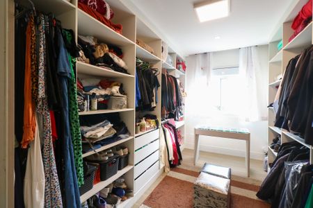 Apartamento à venda com 122m², 3 quartos e 2 vagasCloset da Suíte 2