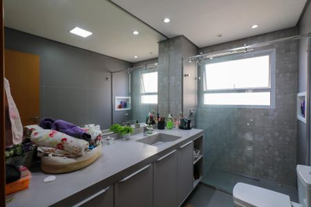Apartamento à venda com 122m², 3 quartos e 2 vagasBanheiro da Suíte 2
