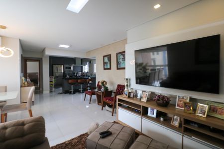 Apartamento à venda com 122m², 3 quartos e 2 vagasSala