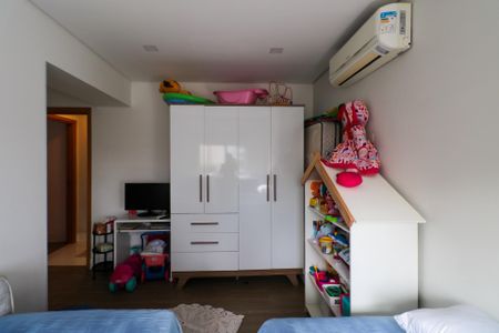 Apartamento à venda com 122m², 3 quartos e 2 vagasSuíte 1