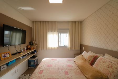 Apartamento à venda com 122m², 3 quartos e 2 vagasSuíte 2