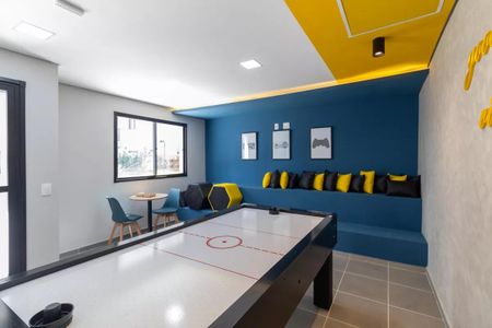 Apartamento para alugar com 38m², 2 quartos e sem vaga Apartamento para alugar com 38m², 2 quartos e sem vagaSala de Jogos