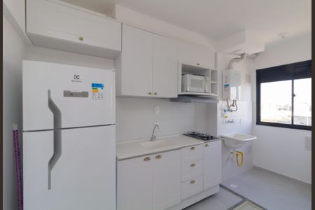 Apartamento para alugar com 38m², 2 quartos e sem vaga Apartamento para alugar com 38m², 2 quartos e sem vagaCozinha e Área de Serviço