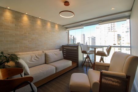 Sala  de apartamento à venda com 2 quartos, 77m² em Jardim Fonte do Morumbi, São Paulo