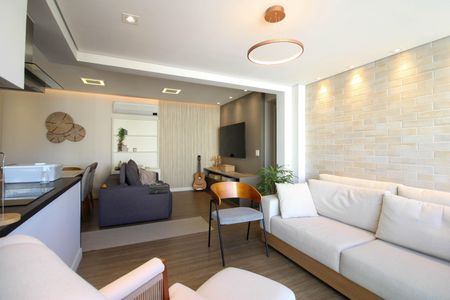 Sala  de apartamento à venda com 2 quartos, 77m² em Jardim Fonte do Morumbi, São Paulo