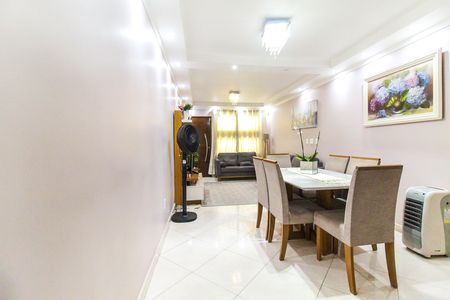 Casa para alugar com 93m², 3 quartos e 2 vagas Casa para alugar com 93m², 3 quartos e 2 vagasSala