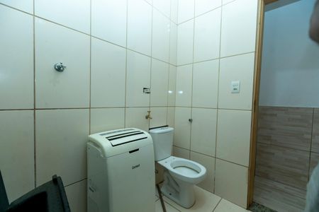 Casa para alugar com 70m², 2 quartos e 1 vagaBANHEIRO 1