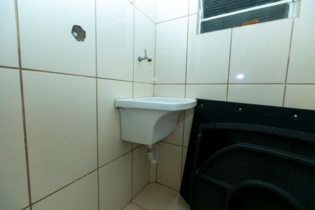Casa para alugar com 70m², 2 quartos e 1 vagaBANHEIRO 1