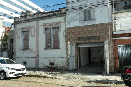 Casa para alugar com 70m², 2 quartos e 1 vagaFRENTE DO IMÓVEL