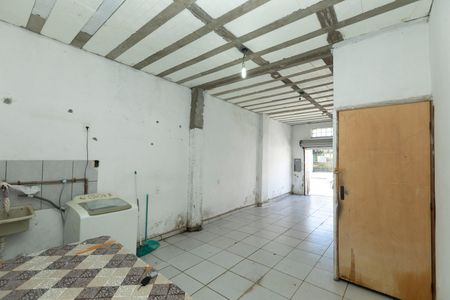 Casa para alugar com 70m², 2 quartos e 1 vagaENTRADA PRINCIPAL + LAVANDERIA