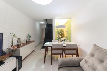 Sala de casa para alugar com 3 quartos, 123m² em Vila Progresso (zona Leste), São Paulo