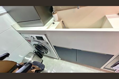 Apartamento para alugar com 65m², 2 quartos e 1 vaga Apartamento para alugar com 65m², 2 quartos e 1 vagaÁrea de Serviço