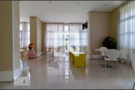 Apartamento para alugar com 65m², 2 quartos e 1 vaga Apartamento para alugar com 65m², 2 quartos e 1 vagaÁrea comum - Salão de festas