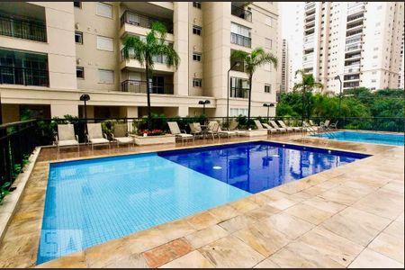 Apartamento para alugar com 65m², 2 quartos e 1 vaga Apartamento para alugar com 65m², 2 quartos e 1 vagaÁrea comum - Piscina