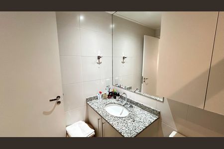 Apartamento para alugar com 65m², 2 quartos e 1 vaga Apartamento para alugar com 65m², 2 quartos e 1 vagaBanheiro da Suíte