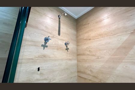 Apartamento para alugar com 65m², 2 quartos e 1 vaga Apartamento para alugar com 65m², 2 quartos e 1 vagaBanheiro 1